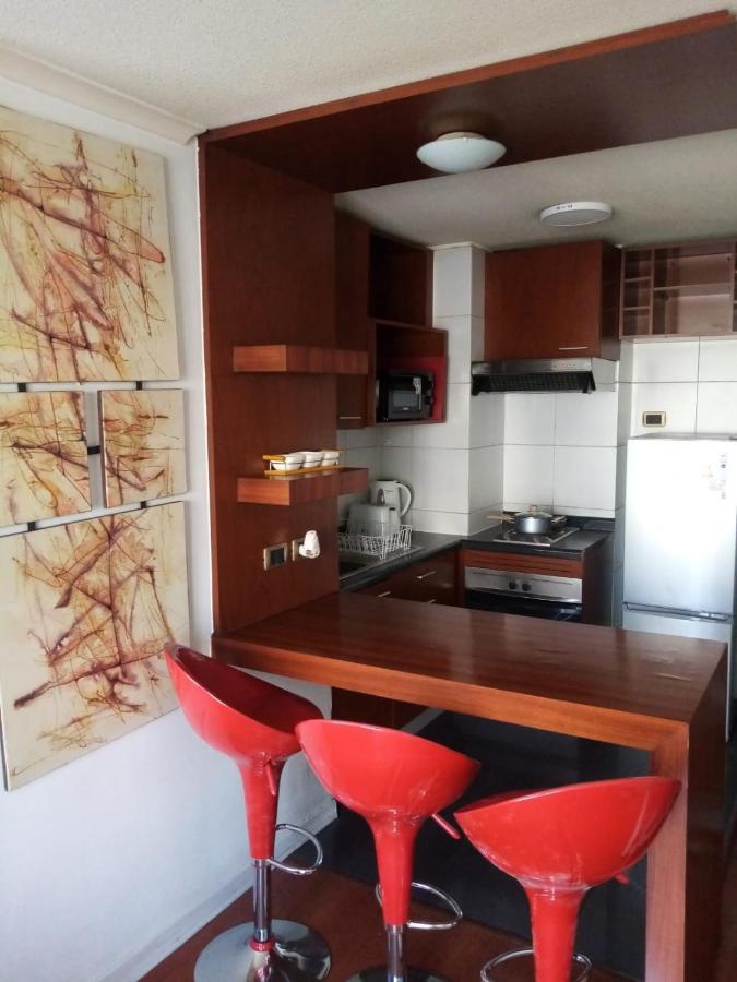 Appartamento Depto 707 Excelente Ubicacion Metro Sta Lucia, Barrio Paris Londres Centro Santiago del Cile Esterno foto
